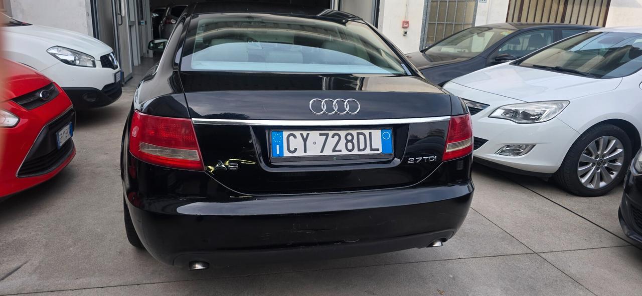 Audi A6 2.7 V6 TDI cambiò manuale berlina nera