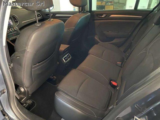 RENAULT Megane AUTOCARRO Megane IV Sporter 1.5 blue dci Business