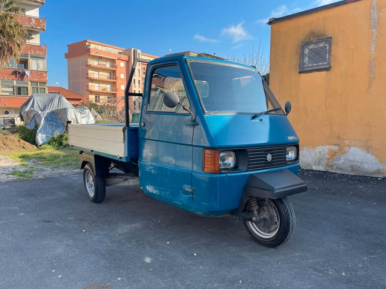 Piaggio Ape TM703