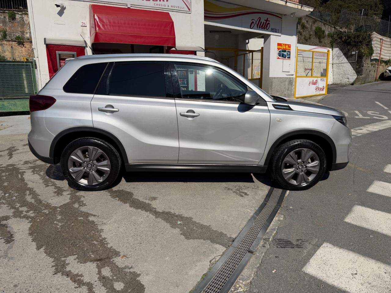 SUZUKI VITARA 1.4 HYBRID KM 50 MILA GANCIO TRAINO