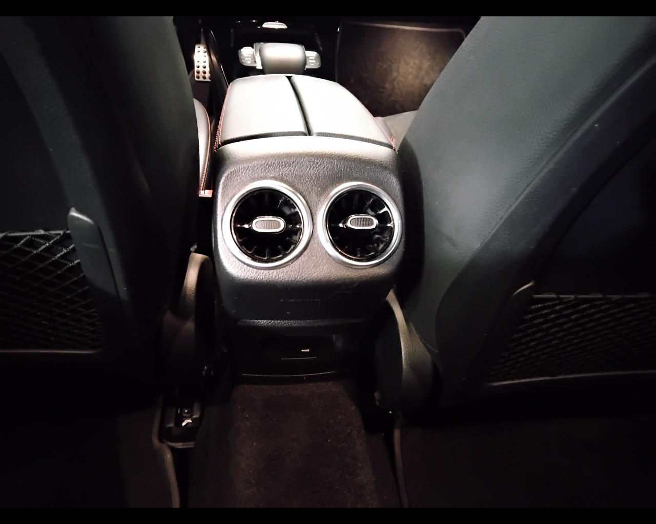 Mercedes-Benz Classe A - W177 2018 - A 250 e phev (eq-power) Premium auto