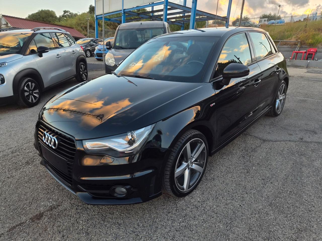 Audi A1 1.6 TDI S line edition plus
