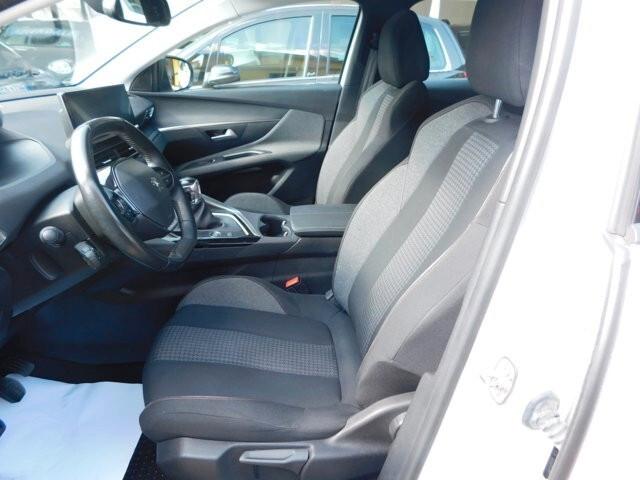 Peugeot 3008 BlueHDi 130 S&S Allure Pack