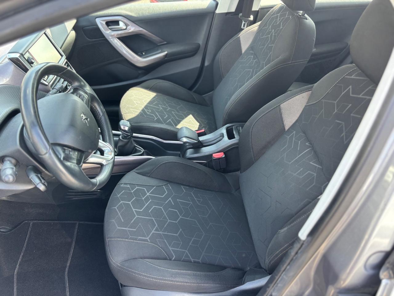 Peugeot 2008 1.6 e-HDi 92 CV Stop&Start Urban Cross