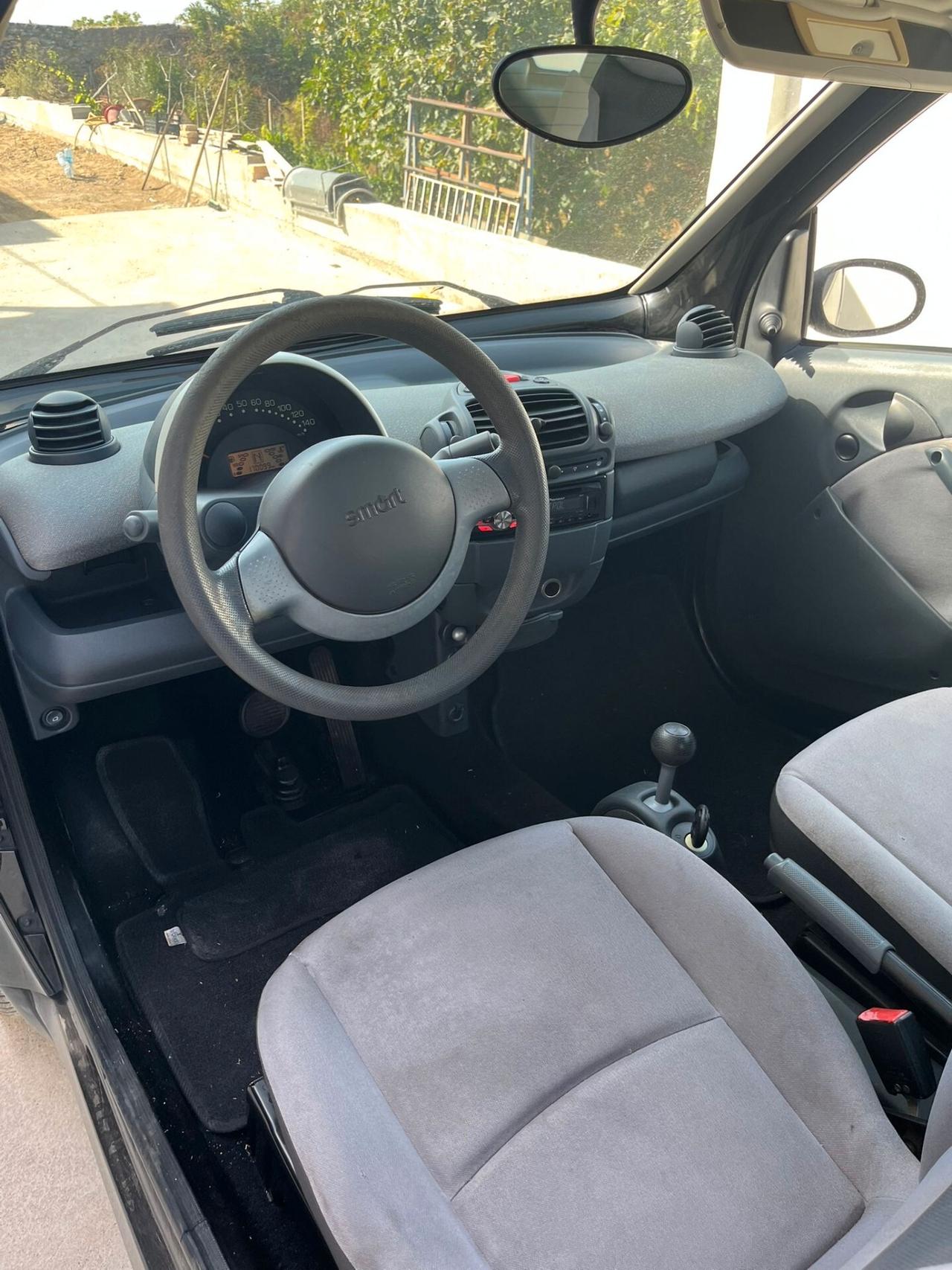 Smart ForTwo 700 coupé pure (45 kW)