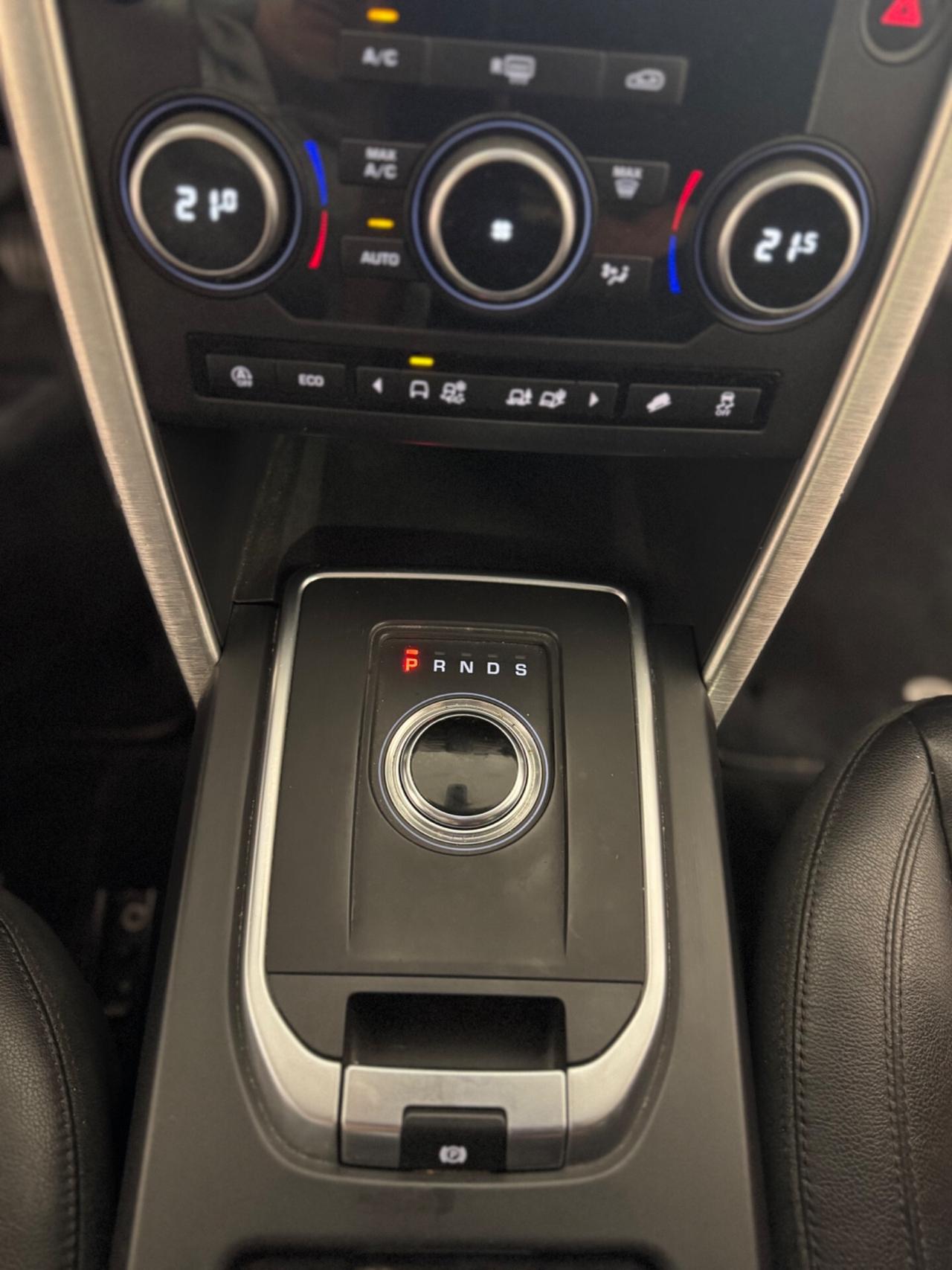 Land Rover Discovery Sport 2.0 TD4 150 CV PROMO OMAGGIO BLACK FRIDAY FINO AL 29 NOVEMBRE