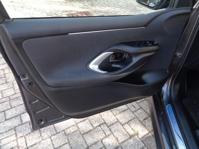 Toyota Yaris 1.5 Hybrid 5 porte Trend DARK GREY NESSUN VINCOLO DI FINANZIAMENTO