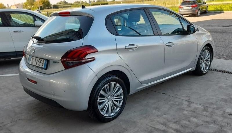 Peugeot 208 1.2 82 5p. GPL Allure