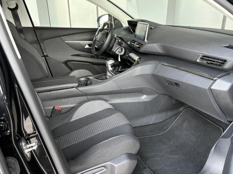 Peugeot 3008 1.5 Bluehdi Active S&S 130cv