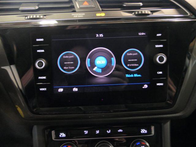 VOLKSWAGEN Touran 1.5 TSI ACT DSG Business BlueMotion Technology