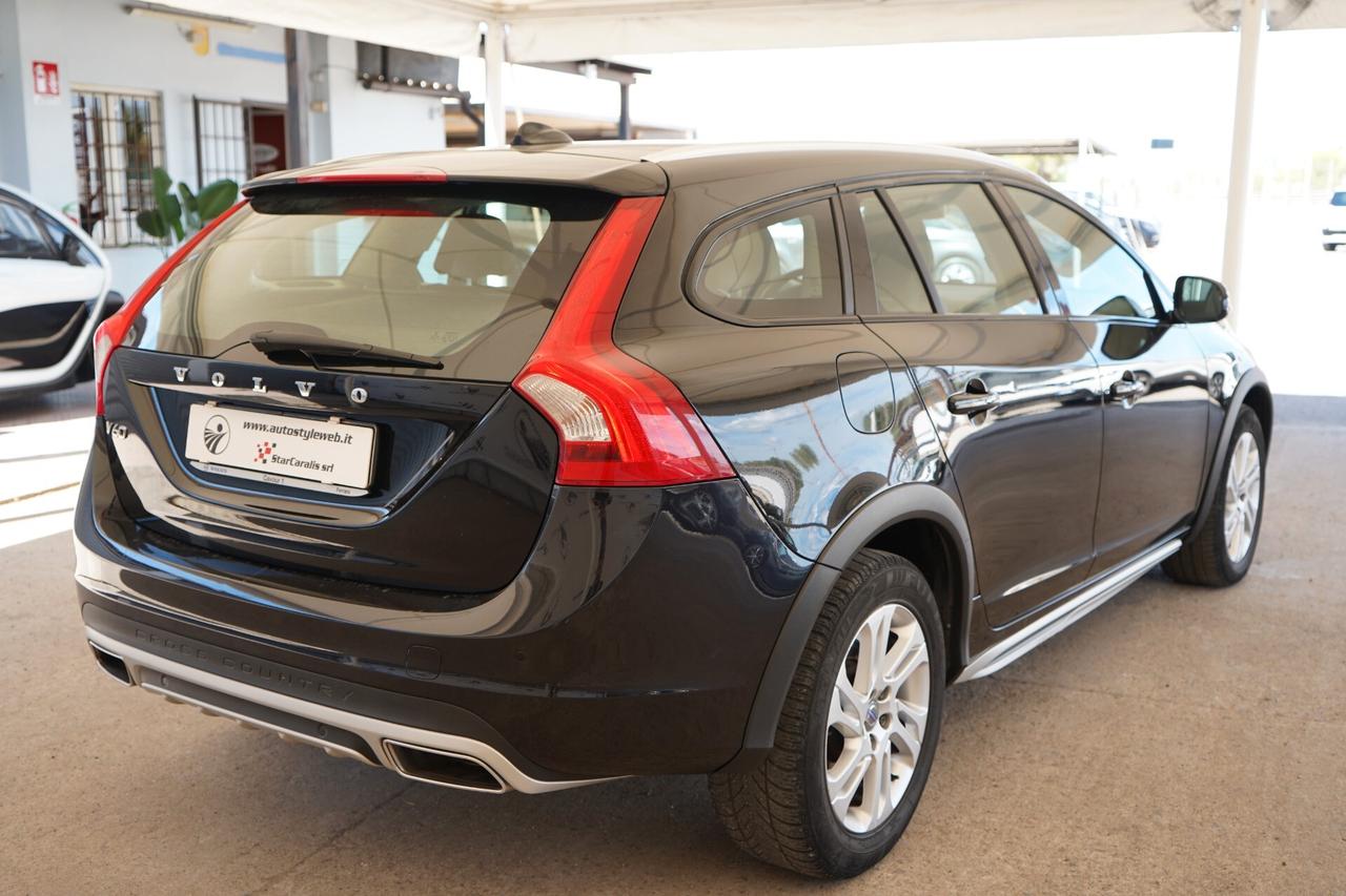 Volvo V60 Cross Country D3 Geartronic Business