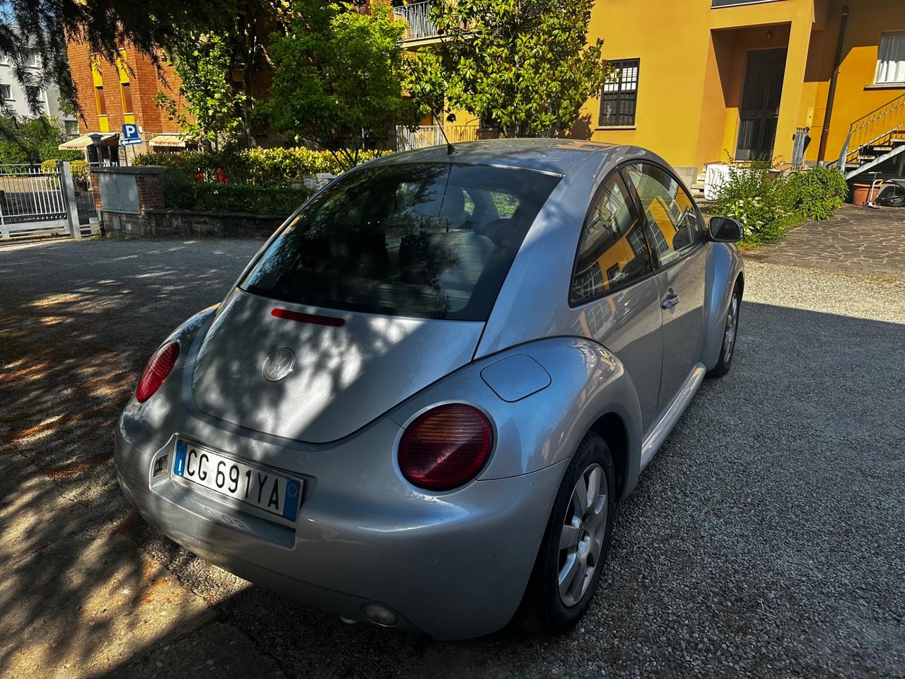 Volkswagen New Beetle 1.9 TDI 101CV