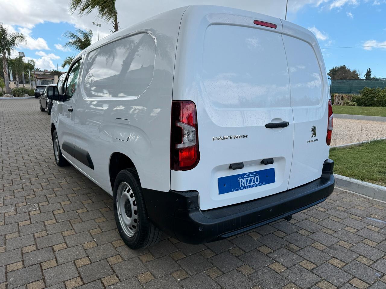 Peugeot Partner 1.5BlueHDi 100 3 POSTI NAVI Furgone Maxi L2 + IVA