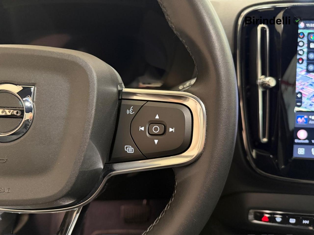 VOLVO XC40 (2017-->) - XC40 B3 automatico Core
