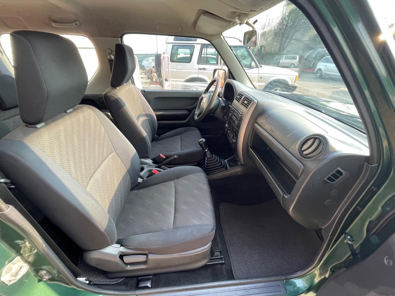 Suzuki Jimny 1,3 BENZINA JLX