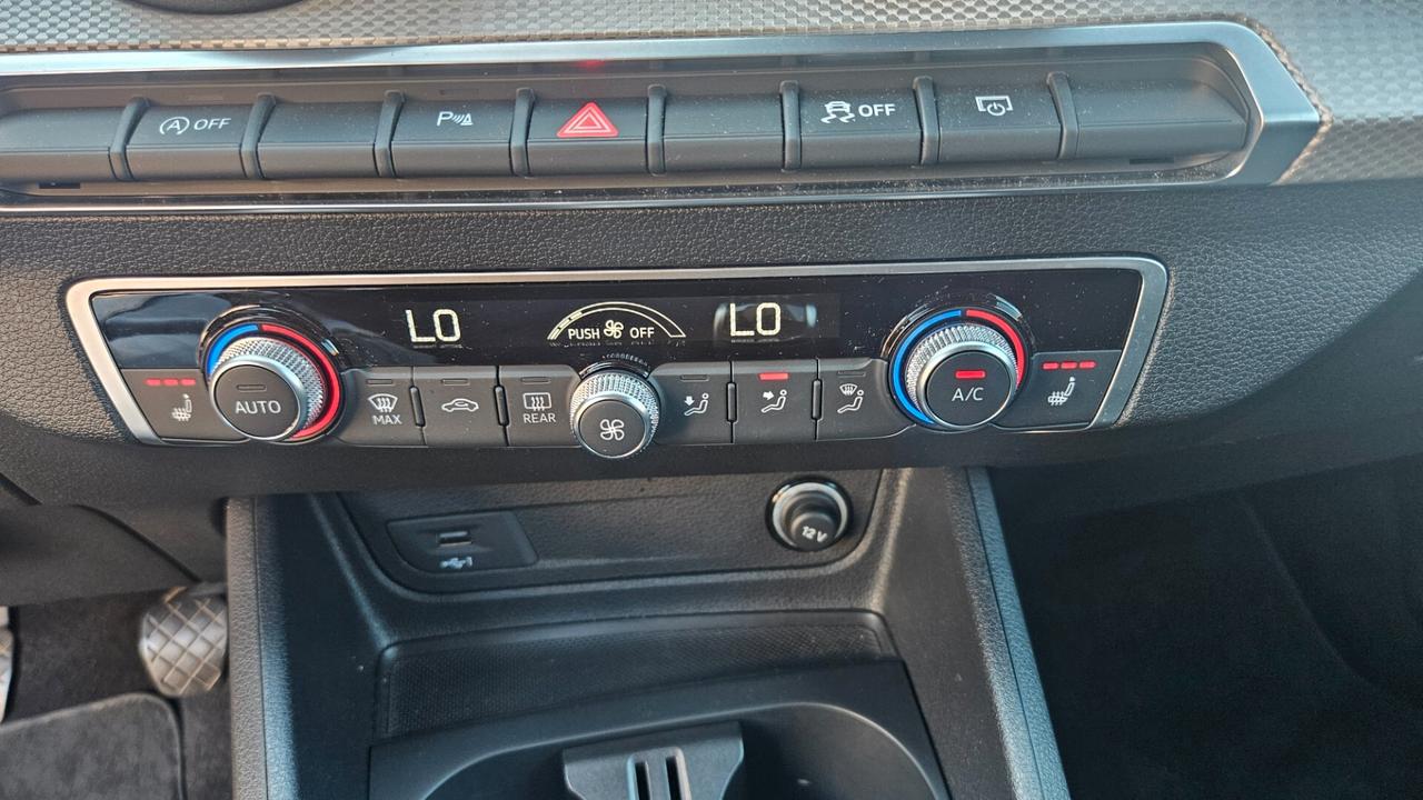Audi Q2 30 1.0 tfsi 110cv C.MANUALE-NAVY-CAMERA-SED.RISC.