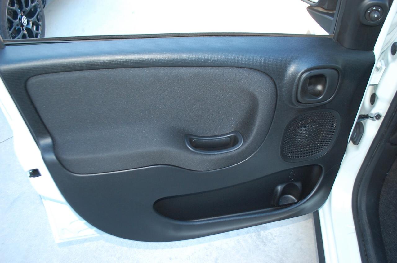 Fiat Panda Cross 1.0 firefly hybrid 70CV S&S Uff Italy USB App