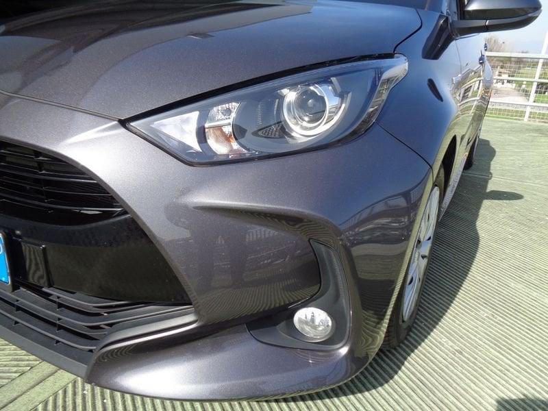 Toyota Yaris Yaris 1.5h Business