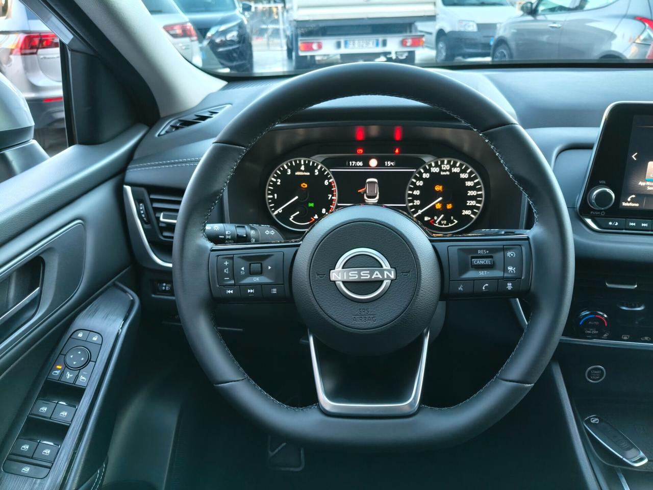 Nissan Qashqai MHEV 140 CV Business