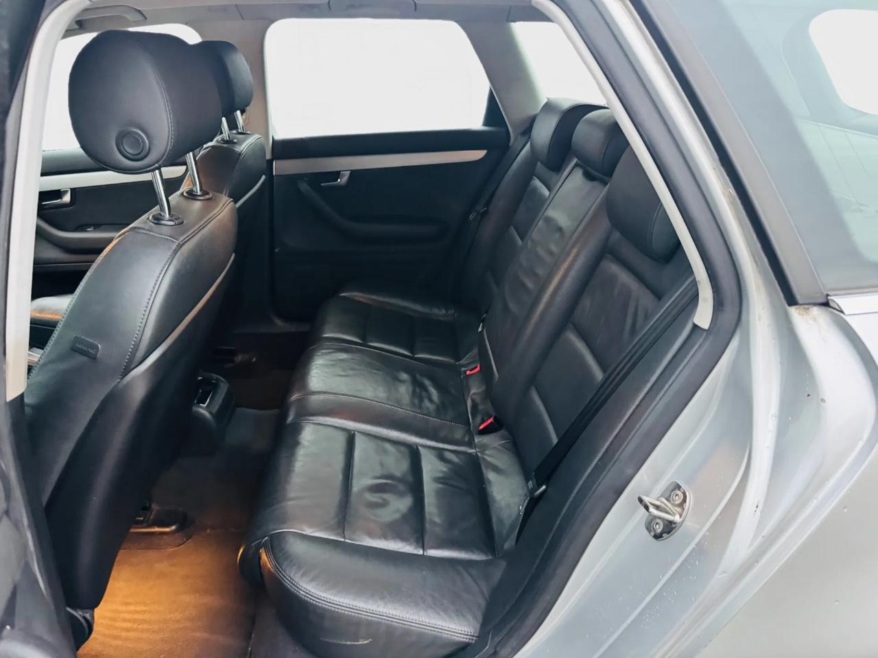 Audi A4 2.0 16V TDI Avant 2006 219.000km anche per neo