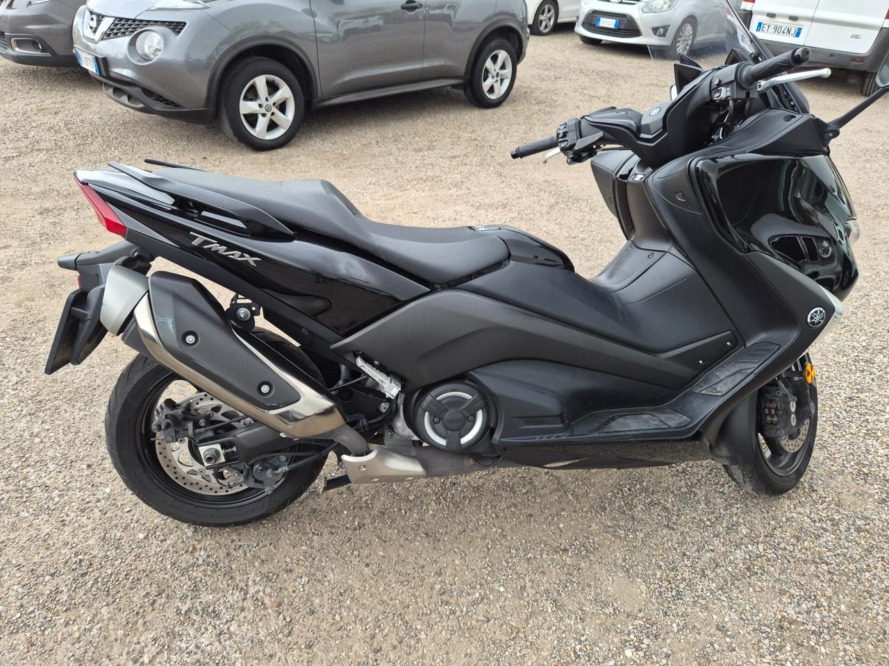 Yamaha T Max 530