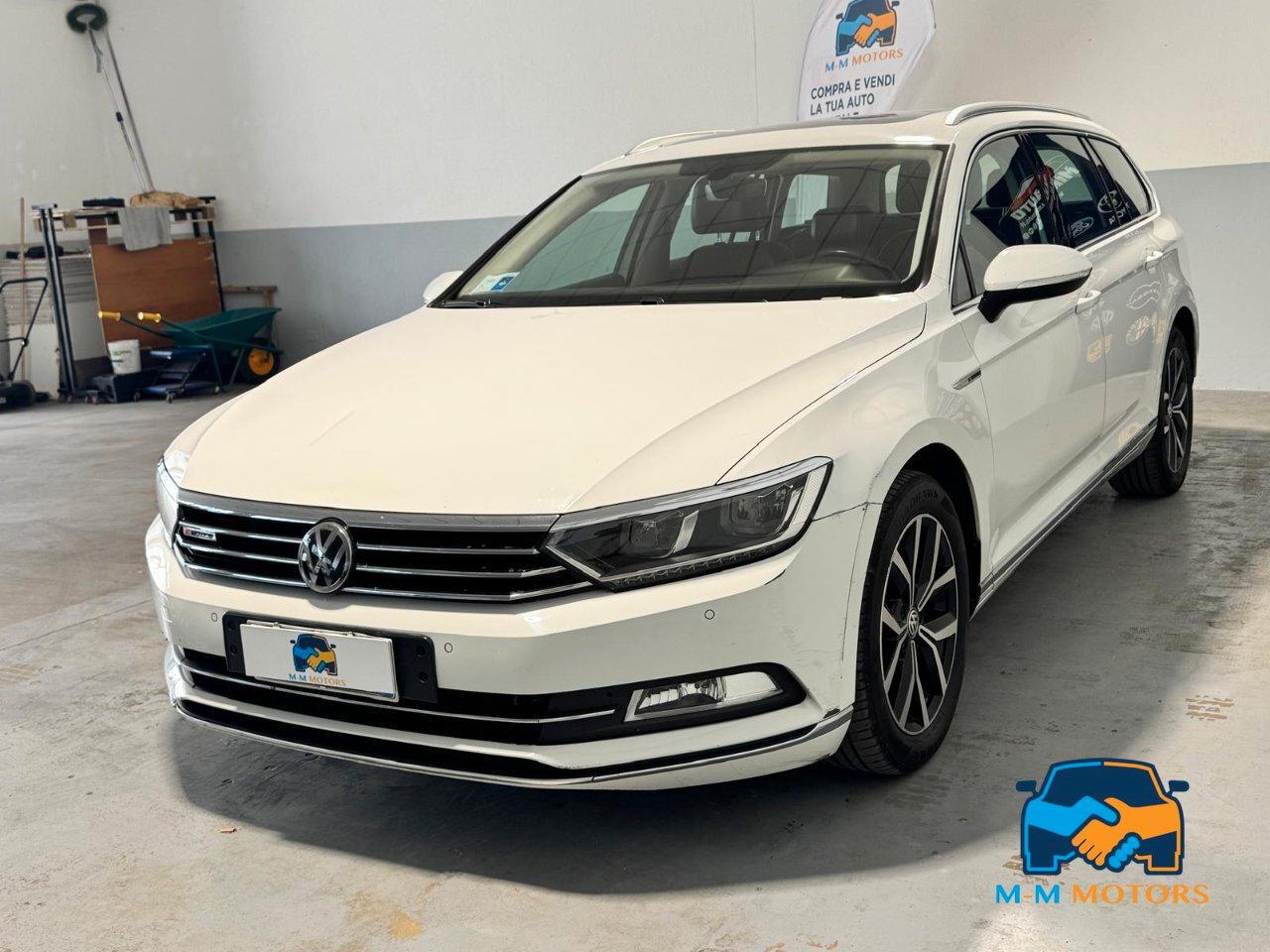 Volkswagen Passat Variant 2.0 tdi Highline 4motion 150cv UNICOPRO TAGLIANDI VW