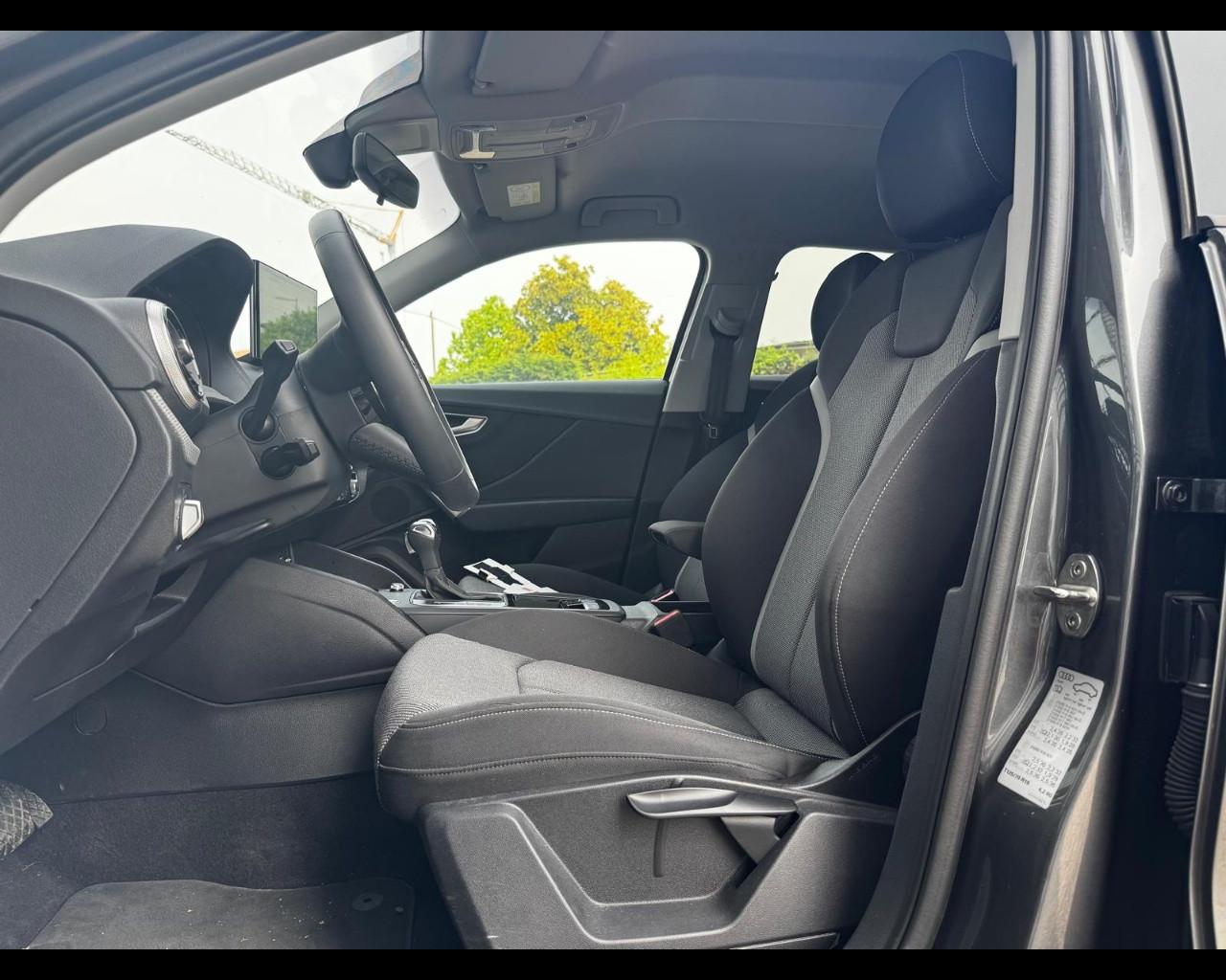 AUDI Q2 35 TFSI S-TRONIC S-LINE EDITION