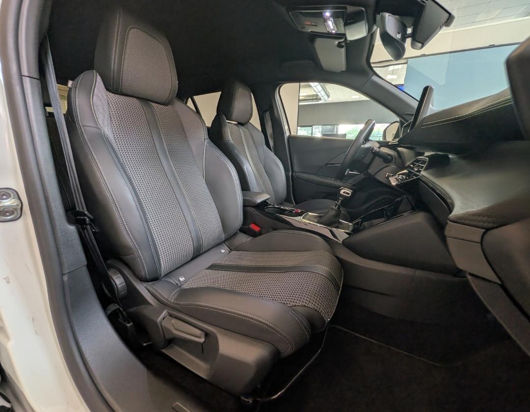 PEUGEOT 2008 2ª serie - 2008 PureTech 130 S&S Allure