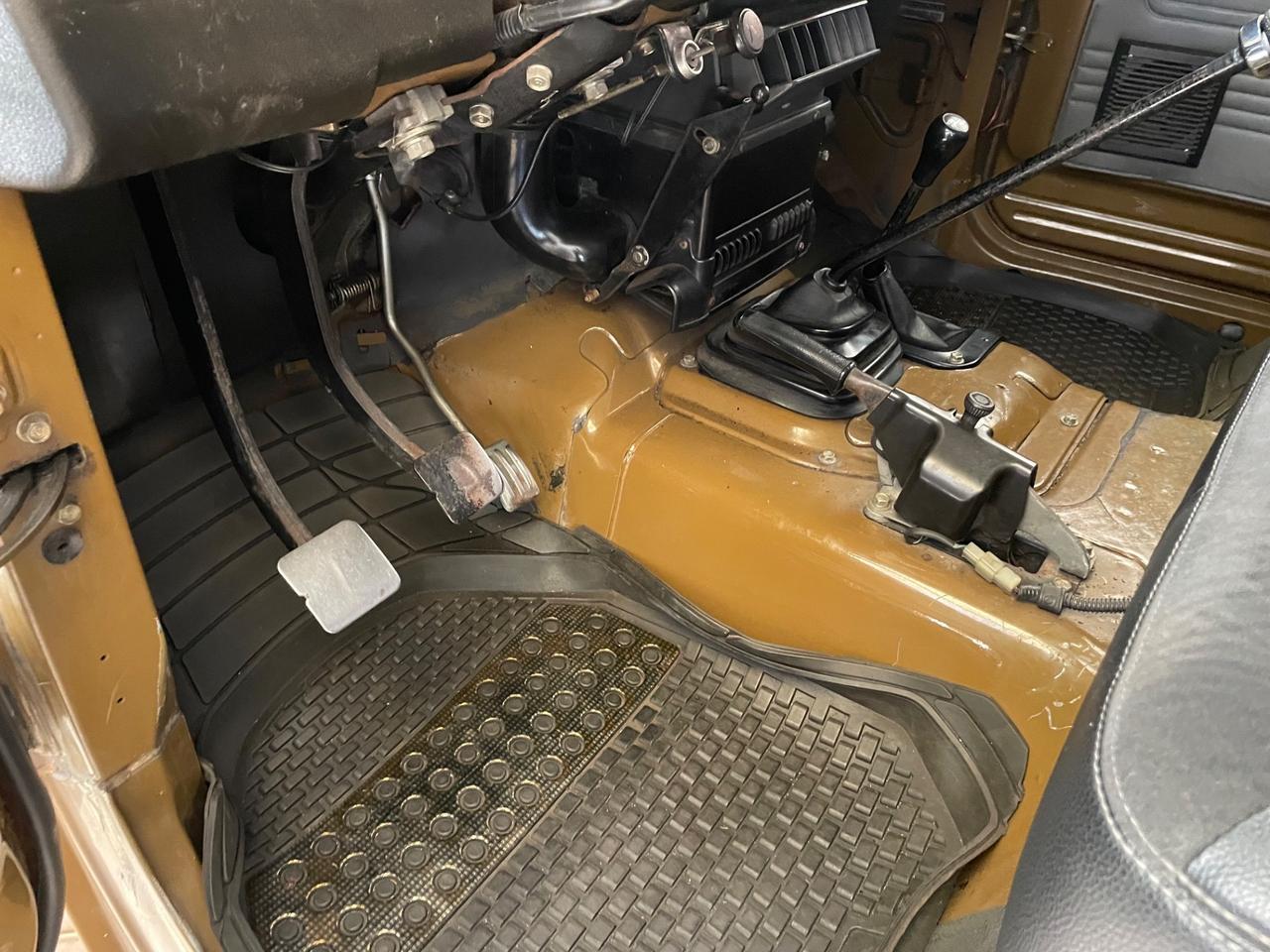 Toyota Land Cruiser BJ 42 3400 diesel 9o cv