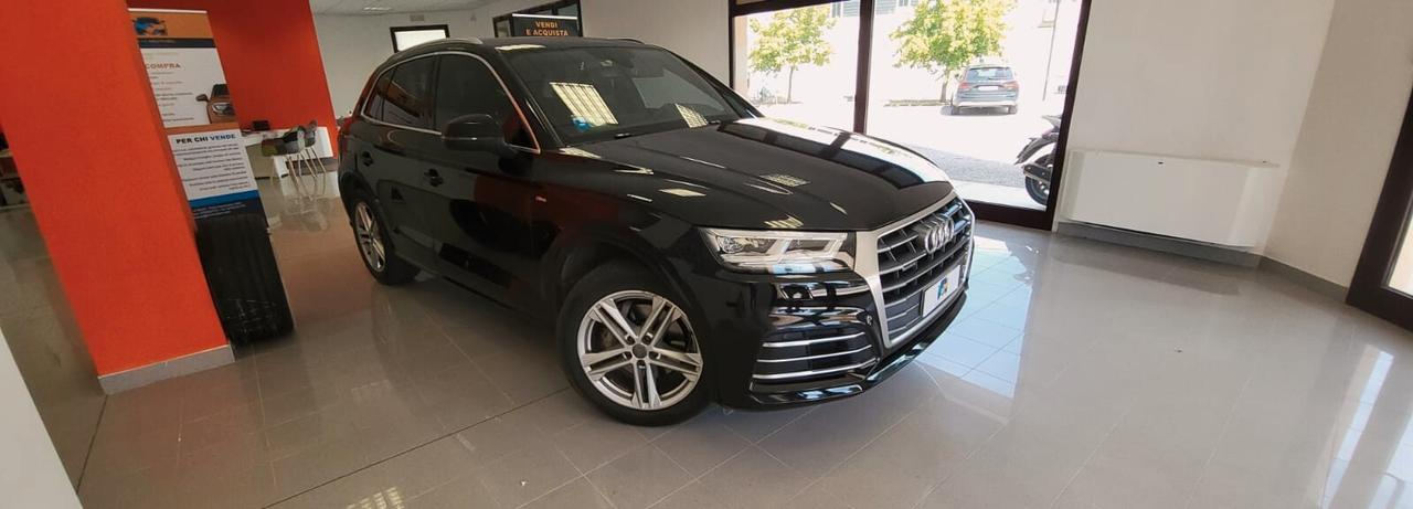 BELLISSIMA AUDI Q5 40 TDI S-LINE PLUS QUATTRO 190CV S-TRONIC-TENUTA CON MOLTISSIMA CURA-PERFETTA IN TUTTO-COME NUOVA-GARANZIA UFFICIALE AUDI FINO AL 10/2026 PIÙ GARANZIA M-M MOTORS FINO AD OTTOBRE 2027.