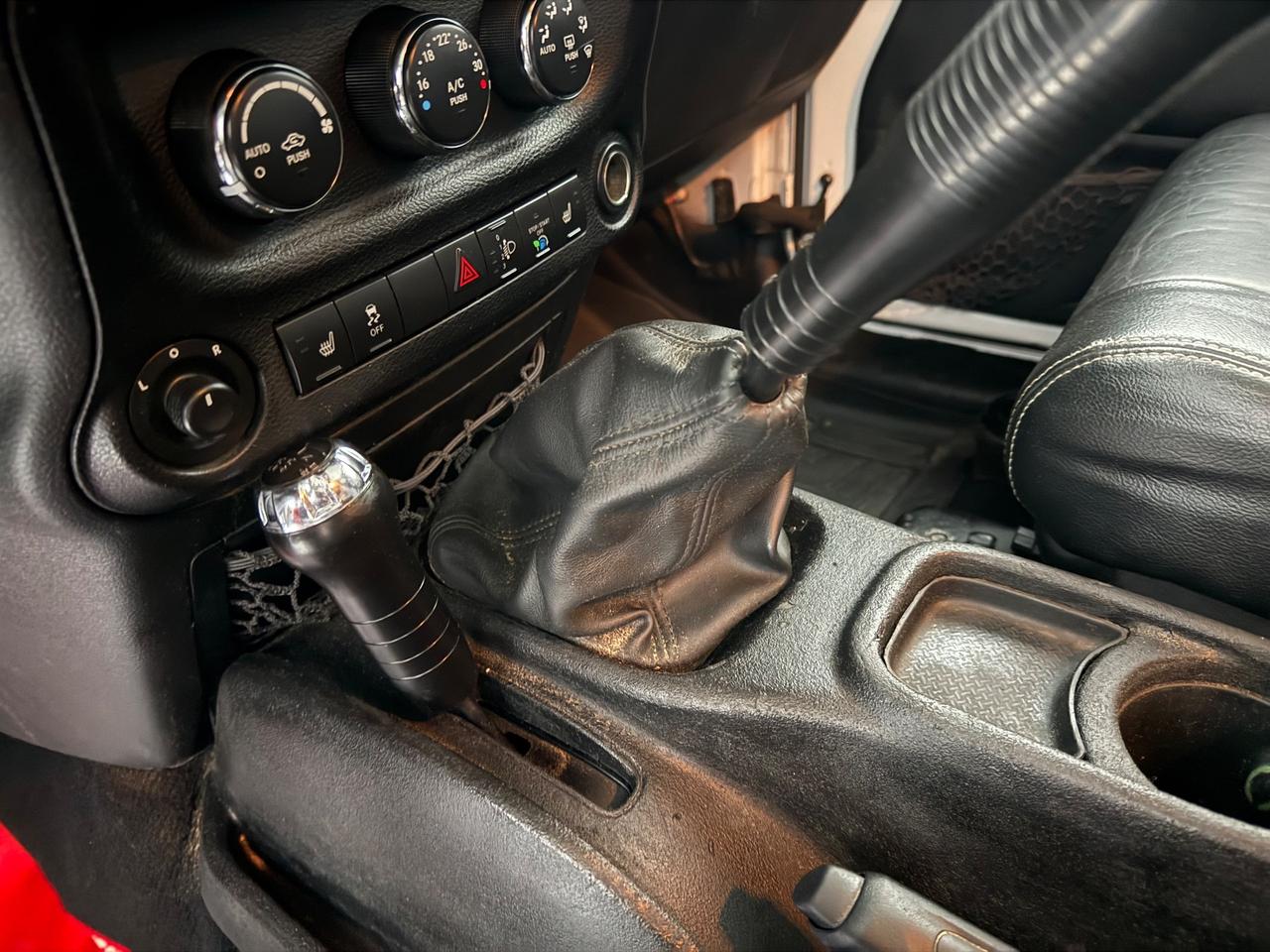 Jeep Wrangler Unlimited 2.8 CRD Raid Sahara