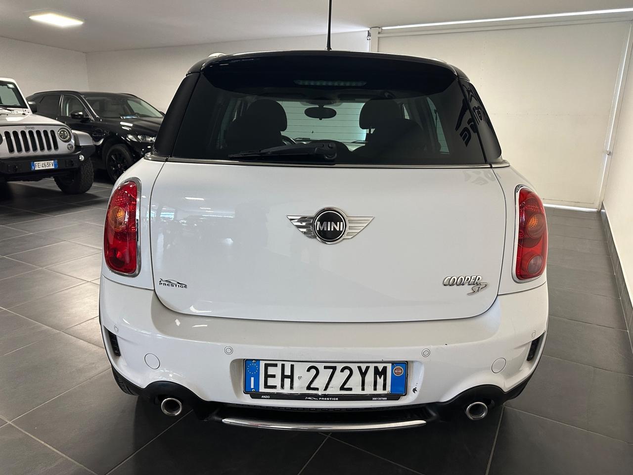 MINI COUNTRYMAN COOPER SD 2.0 AUTOMATICA 143CV