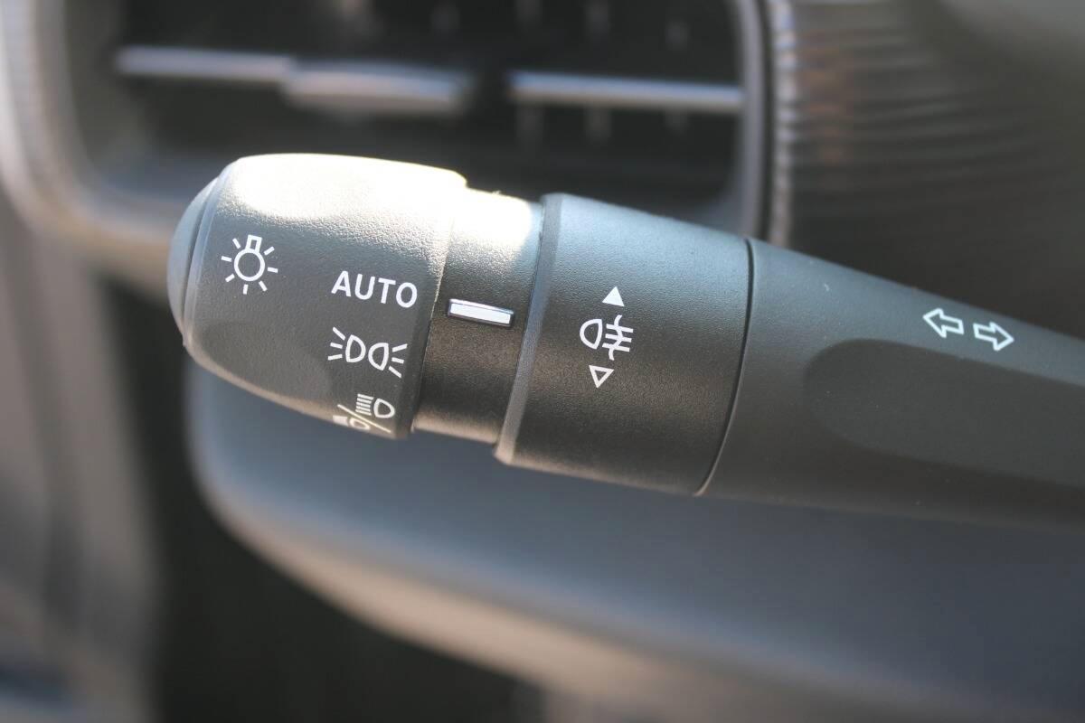 Jeep Avenger 1.2 t. Altitude fwd 100cv con CarPlay