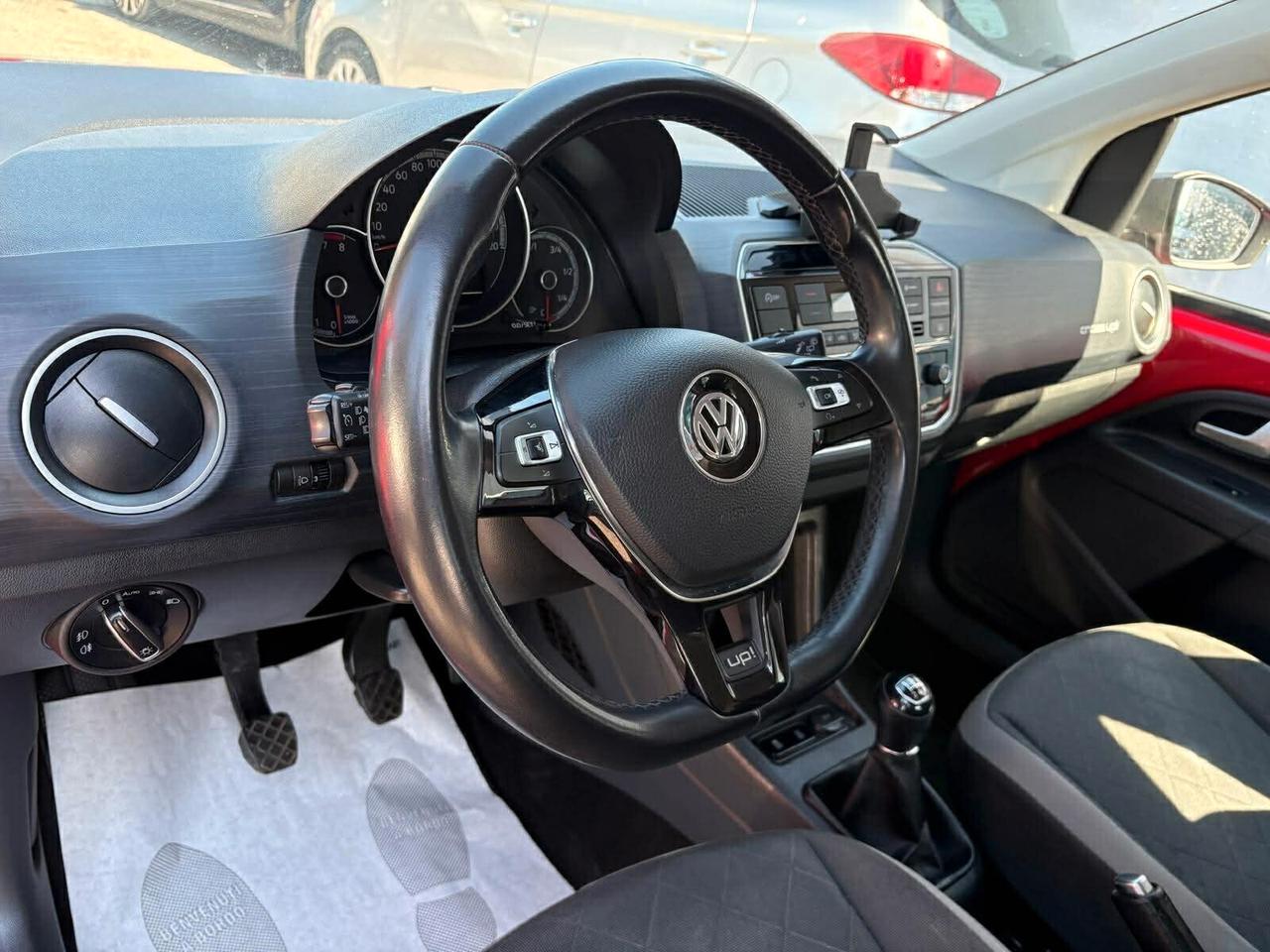 Volkswagen up! CROSS 1.0 75 CV 5p.