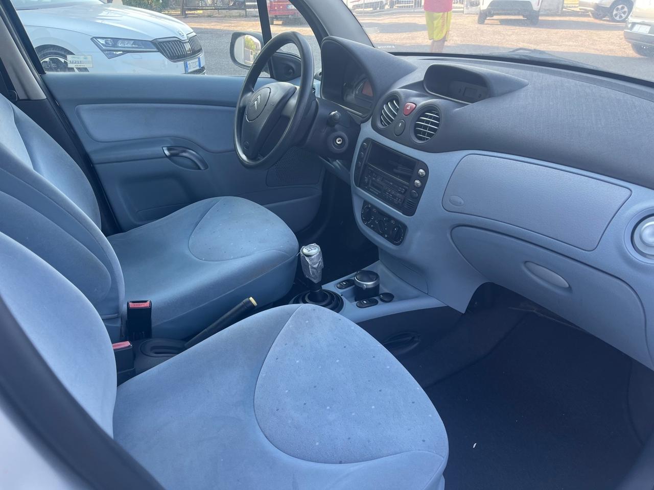 Citroen C3 1.1 Classique ok neopatentati km 100.000