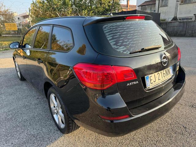 OPEL Astra 1.7CDTI senza nessun lavoro da fare Bellissima