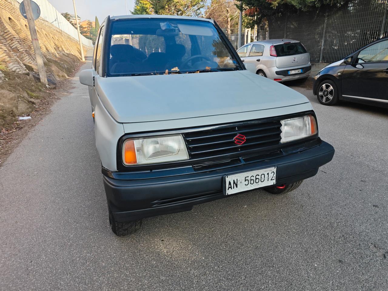 Suzuki Vitara 1.6 JLX GPL