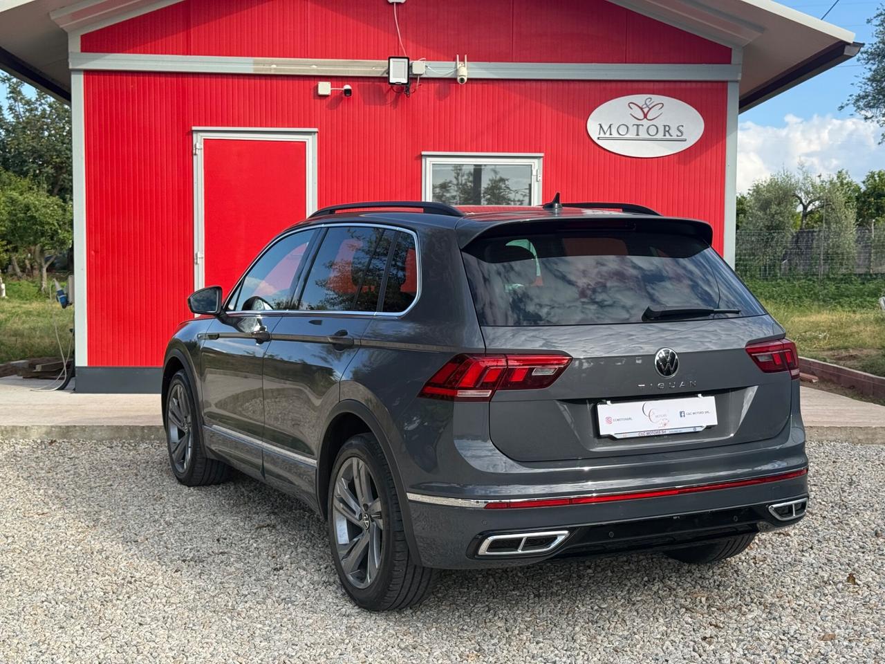 Volkswagen Tiguan R-Line 2.0 TDI 150 CV DSG