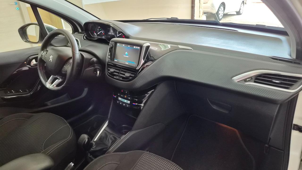 Peugeot 208 BlueHDi 75 5 porte Allure