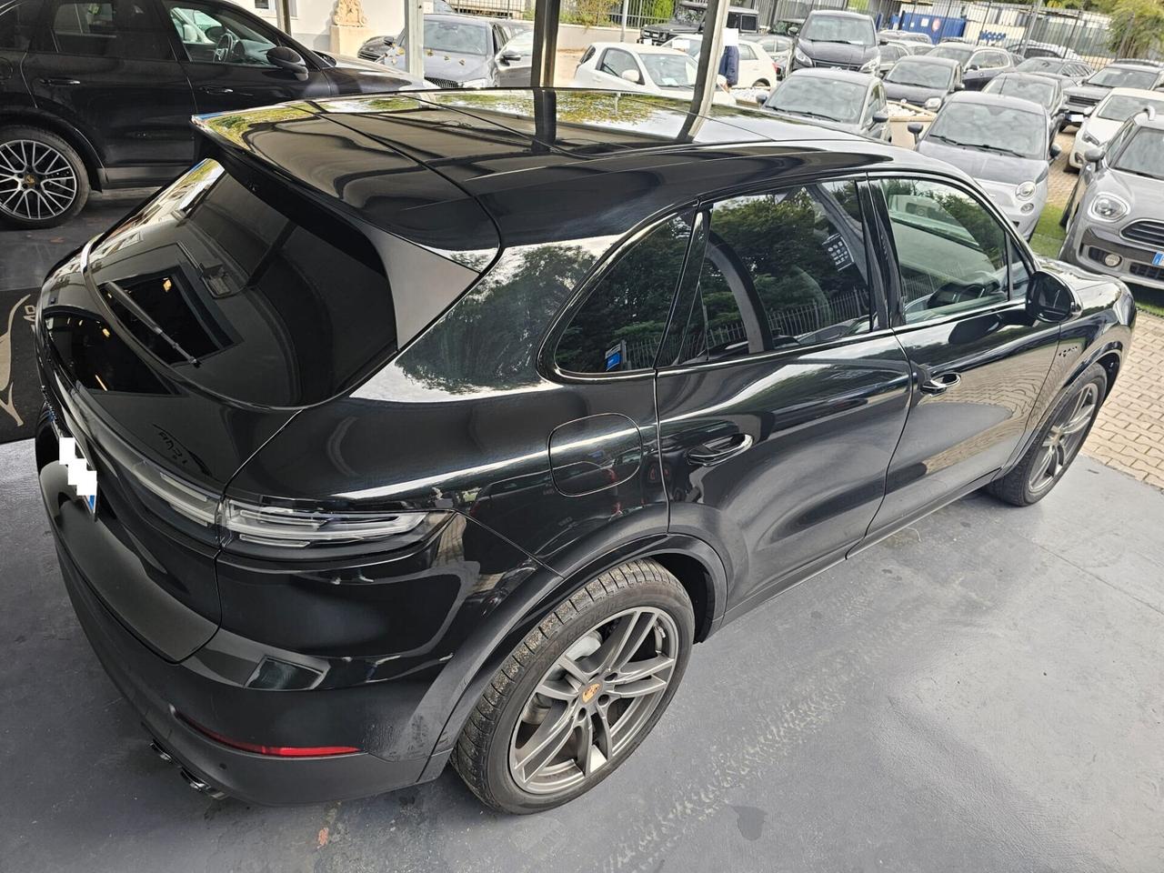 Porsche Cayenne 3.0 e-hybrid Platinum Edition