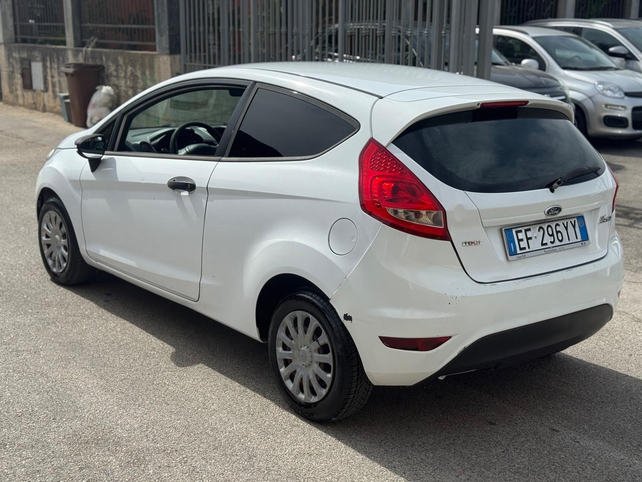 Ford Fiesta 1.4 TDCi 70CV 3 porte Van
