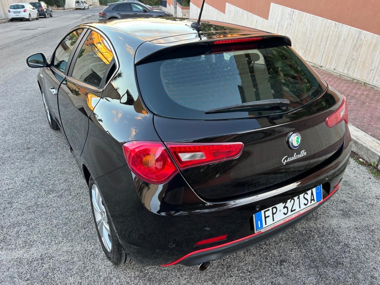 Alfa Romeo Giulietta 1.6 JTDm garanzia di 12 mesi