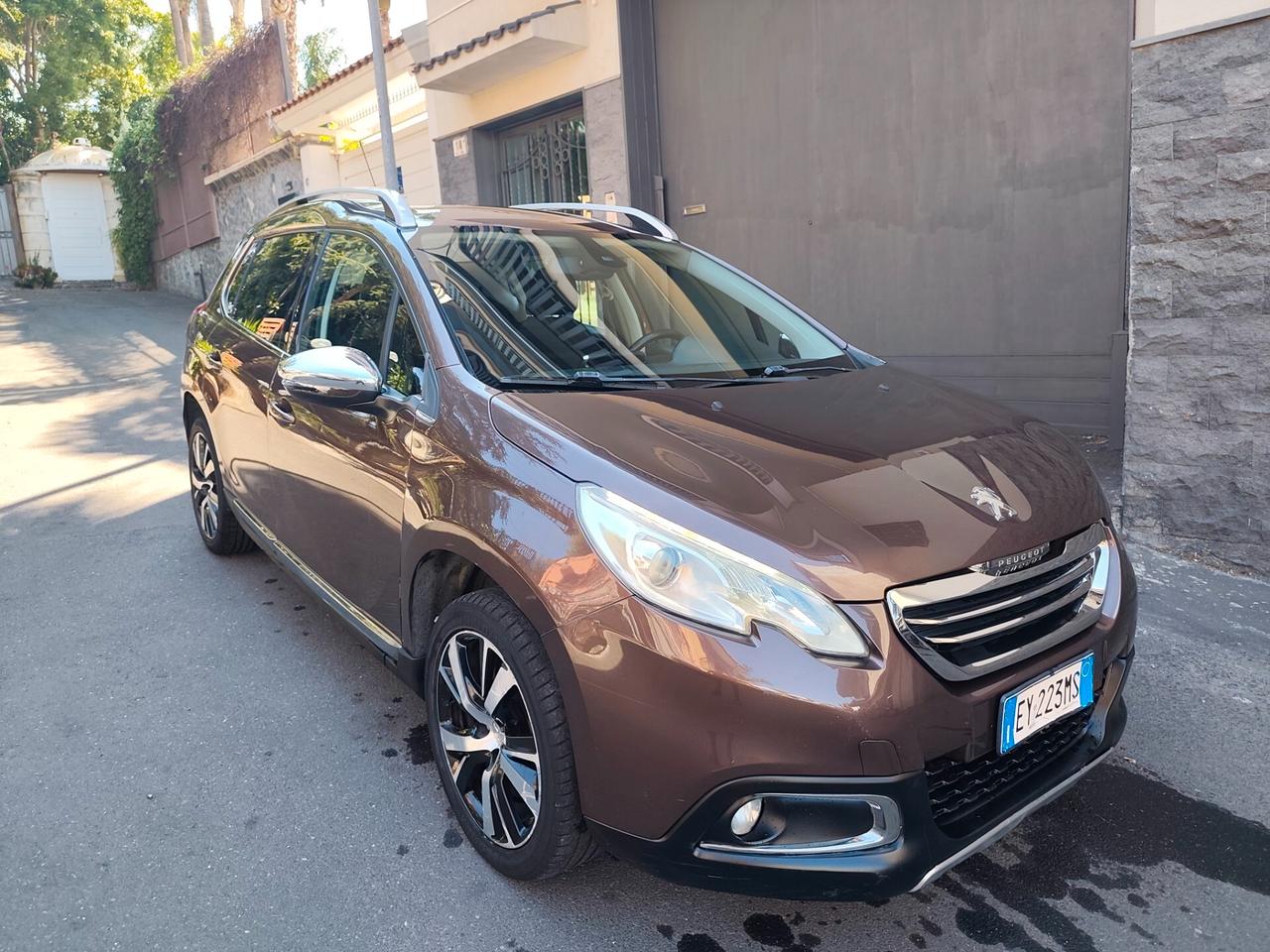 Peugeot 2008 1.6 e-HDi 92 CV Allure