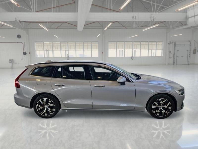 VOLVO V60 B4 D AUTOMATICO CORE STATION WAGON