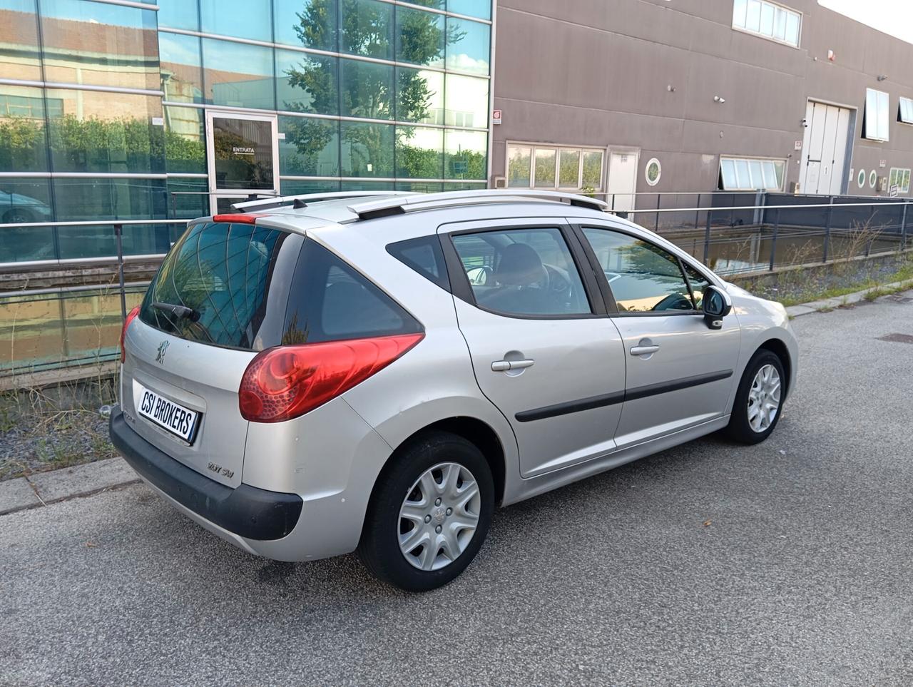 Peugeot 207 1.4 S.W. SENSORI CLIMA RADIO 5P E.99 MESE