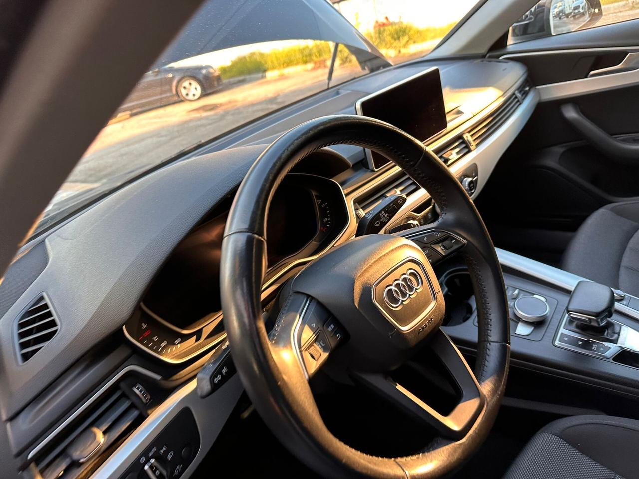 Audi A4 2.0 TDI 150 CV ultra Business Sport