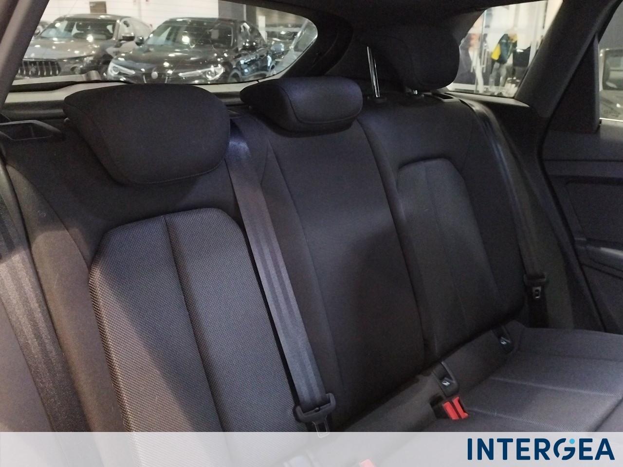 AUDI Q4 e-tron 40 Business