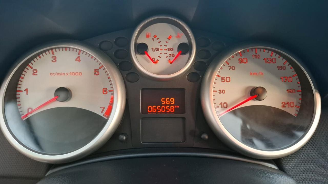 Peugeot 207 1.4 SW SOLAMENTE 65.000 KM