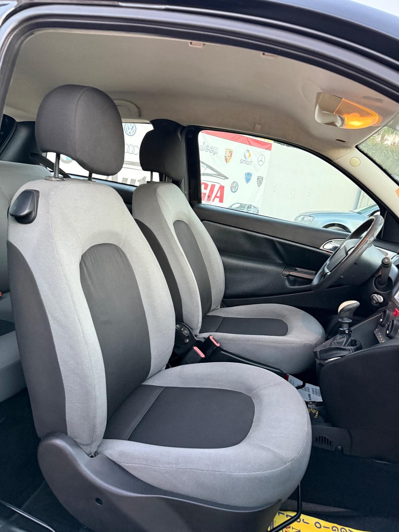 Lancia Ypsilon 1.2 Argento