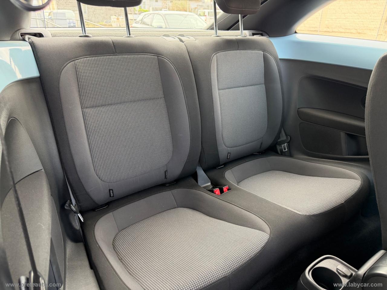 VOLKSWAGEN Maggiolino 1.6 TDI Design